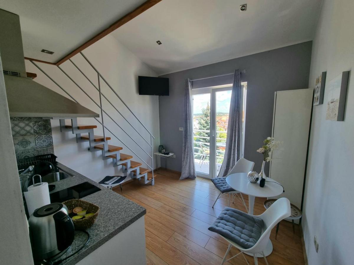Studio Apartman Tirza Valbruna *